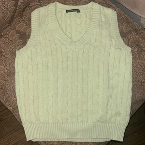 i bought this from brandy when my style was different, now it doesnt match me :)